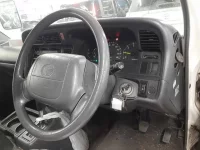 Toyota HIACE VAN лот № 30540 оценка 3  с аукциона в Японии 6