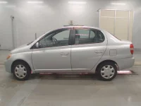 Toyota PLATZ лот № 40099 оценка R  с аукциона в Японии 3