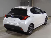 Toyota YARIS лот № 2314 оценка 4.5  с аукциона в Японии 1