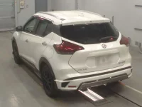 Nissan KICKS лот № 36093 оценка 3  с аукциона в Японии 5