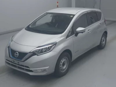 Nissan NOTE  с аукциона в Японии