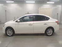 Nissan SYLPHY лот № 30554 оценка 3.5  с аукциона в Японии 3