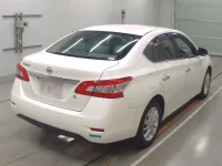 Nissan SYLPHY лот № 30554 оценка 3.5  с аукциона в Японии 1