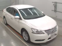 Nissan SYLPHY лот № 30554 оценка 3.5  с аукциона в Японии 4
