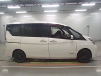 Nissan SERENA лот № 30562 оценка 3.5  с аукциона в Японии 2