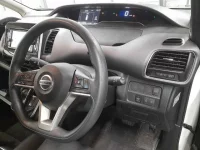 Nissan SERENA лот № 30562 оценка 3.5  с аукциона в Японии 6