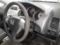 Honda FIT лот № 30570 оценка 2  с аукциона в Японии 6