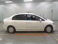 Honda CIVIC HYBRID лот № 10372 оценка 3  с аукциона в Японии 2