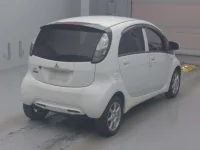 Mitsubishi I-MIEV лот № 3135 оценка 4  с аукциона в Японии 1