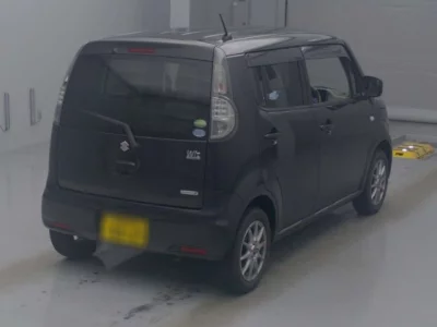Suzuki MRWAGON