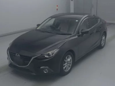 Mazda AXELA  с аукциона в Японии