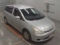 Toyota WISH лот № 30549 оценка 3  с аукциона в Японии 4