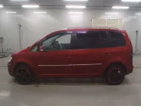 Volkswagen GOLF TOURAN лот № 38162 оценка 4  с аукциона в Японии 3