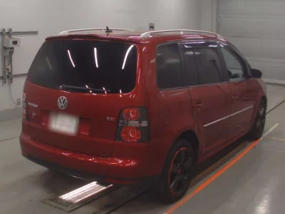 Volkswagen GOLF TOURAN