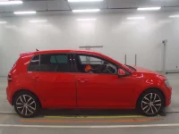 Volkswagen GOLF лот № 38166 оценка 4  с аукциона в Японии 2