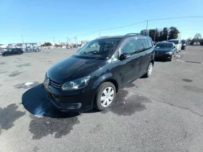 Volkswagen GOLF TOURAN