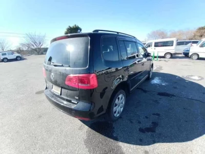 Volkswagen GOLF TOURAN