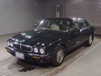 Jaguar XJ SERIES