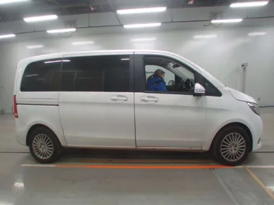 Mercedes-Benz V CLASS
