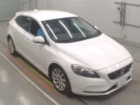Volvo V40 лот № 38182 оценка 4.5  с аукциона в Японии 4