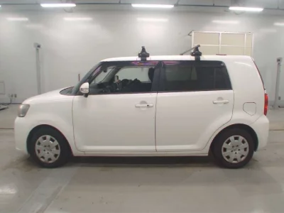 Toyota COROLLA RUMION  с аукциона в Японии