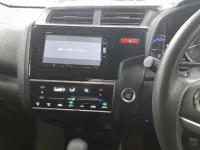 Honda FIT лот № 30590 оценка 4  с аукциона в Японии 8