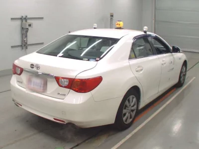 Toyota MARK X  с аукциона в Японии