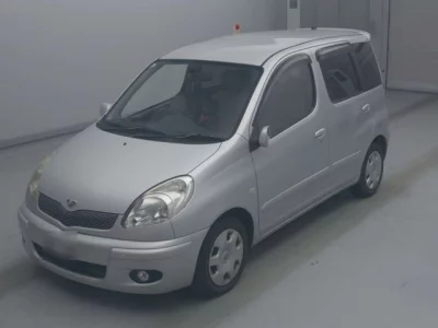 Toyota FUNCARGO  с аукциона в Японии