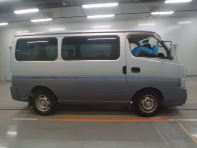 Nissan CARAVAN VAN