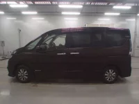 Nissan SERENA лот № 30601 оценка 3  с аукциона в Японии 3
