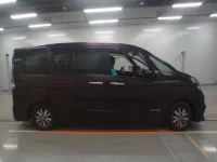 Nissan SERENA лот № 30601 оценка 3  с аукциона в Японии 2