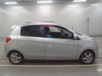 Mitsubishi MIRAGE лот № 10405 оценка 4  с аукциона в Японии 2