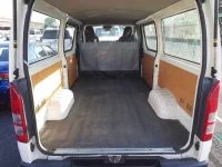 Toyota HIACE VAN лот № 30095 оценка 3.5  с аукциона в Японии 9