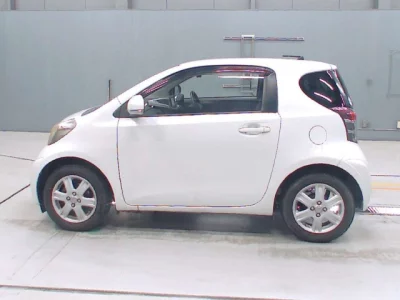 Toyota IQ