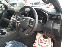 Toyota LAND CRUISER лот № 30189 оценка 5  с аукциона в Японии 6