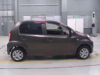 Toyota PASSO лот № 30090 оценка 3.5  с аукциона в Японии 2