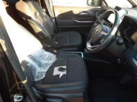 Toyota VOXY лот № 30225 оценка RA  с аукциона в Японии 7