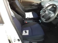 Toyota WISH лот № 30222 оценка 3.5  с аукциона в Японии 7