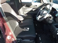 Nissan ROOX лот № 30071 оценка 3.5  с аукциона в Японии 7