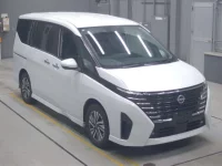 Nissan SERENA лот № 30203 оценка 5  с аукциона в Японии 4