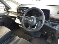 Nissan SERENA лот № 30204 оценка 4.5  с аукциона в Японии 6
