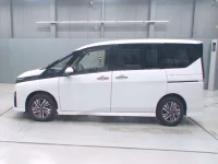Nissan SERENA лот № 30208 оценка 5  с аукциона в Японии 3