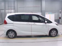 Honda FREED лот № 30096 оценка 4  с аукциона в Японии 2