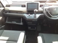 Honda FREED лот № 30096 оценка 4  с аукциона в Японии 8