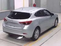 Mazda AXELA лот № 30023 оценка 5  с аукциона в Японии 1