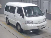 Mazda BONGO VAN лот № 30113 оценка 3.5  с аукциона в Японии 4