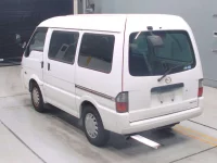 Mazda BONGO VAN лот № 30113 оценка 3.5  с аукциона в Японии 5