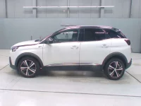 Peugeot 3008 лот № 4104 оценка 4  с аукциона в Японии 3