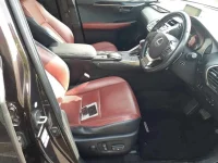 Lexus NX лот № 30153 оценка 3.5  с аукциона в Японии 7