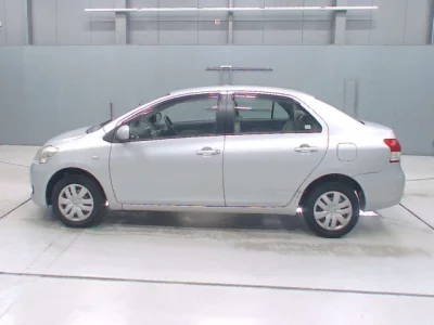 Toyota BELTA